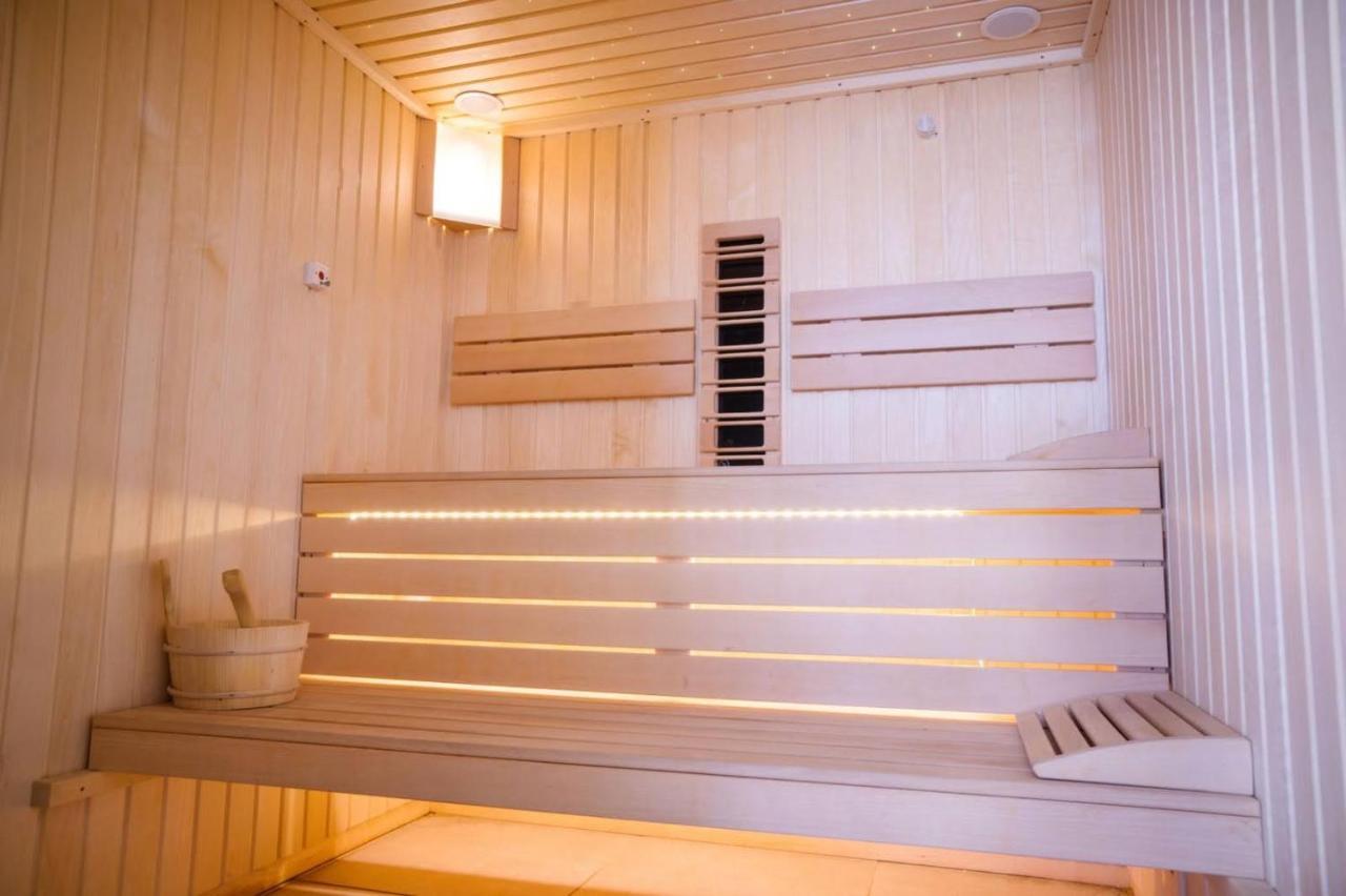 Mur Apartament Alezzi Beach Resort Navodari Ngoại thất bức ảnh