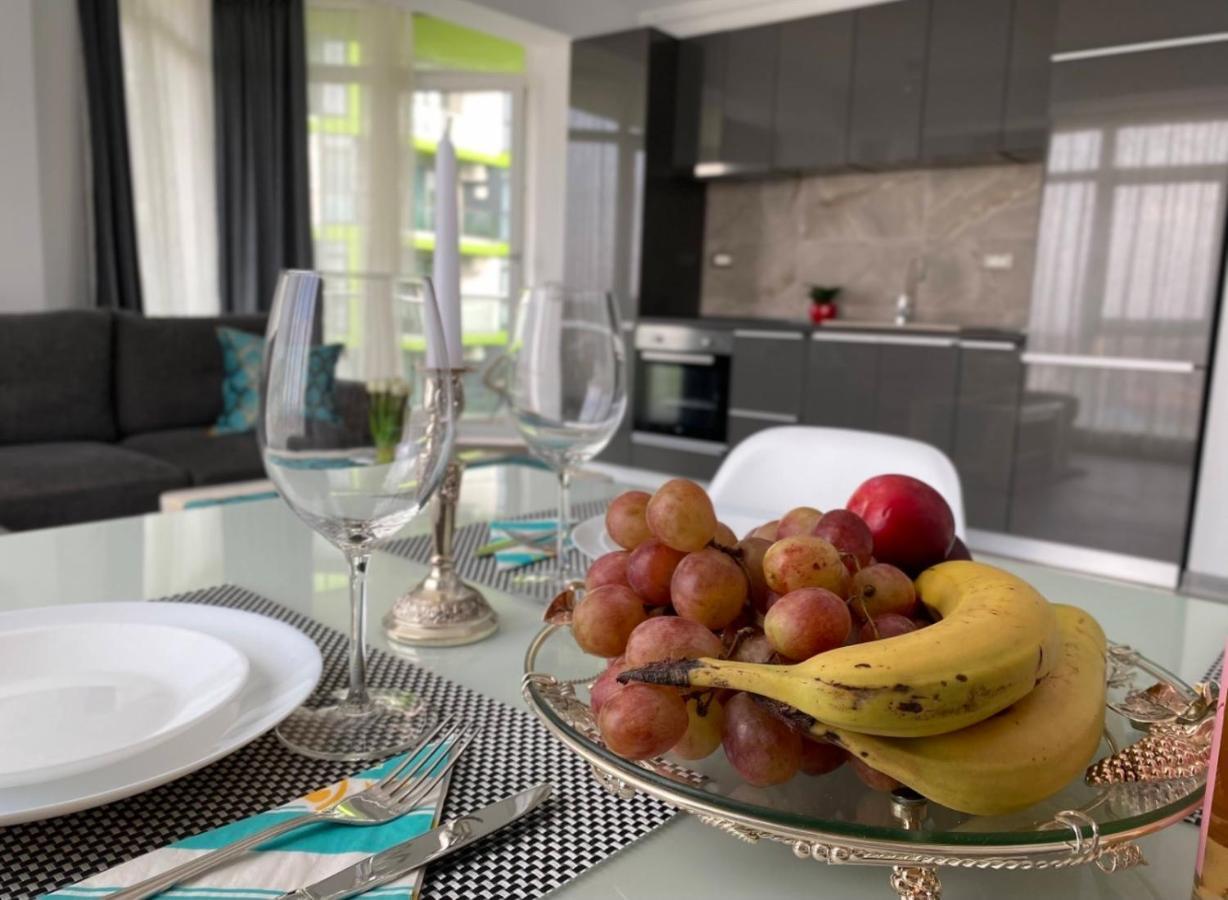 Mur Apartament Alezzi Beach Resort Navodari Ngoại thất bức ảnh